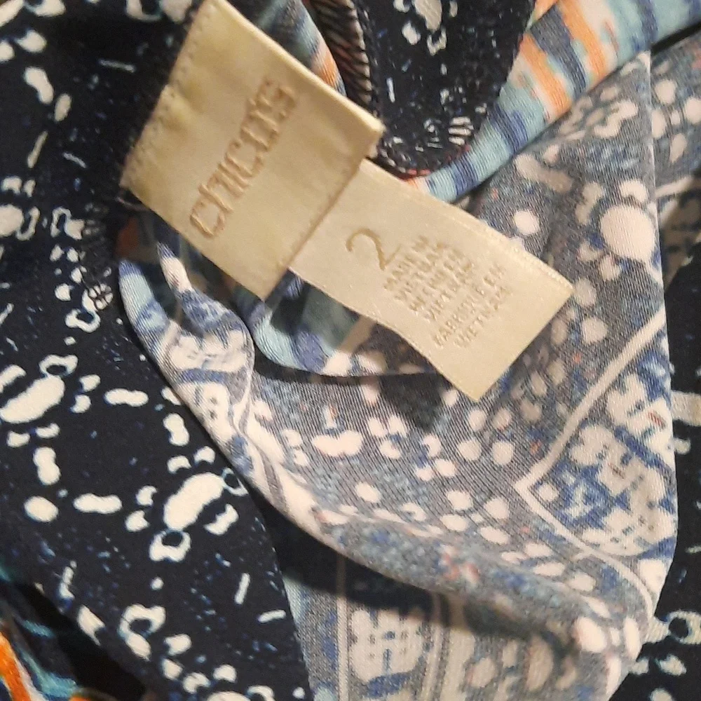Cold Shoulder Geometric Print Dress - Picture 7 of 9
